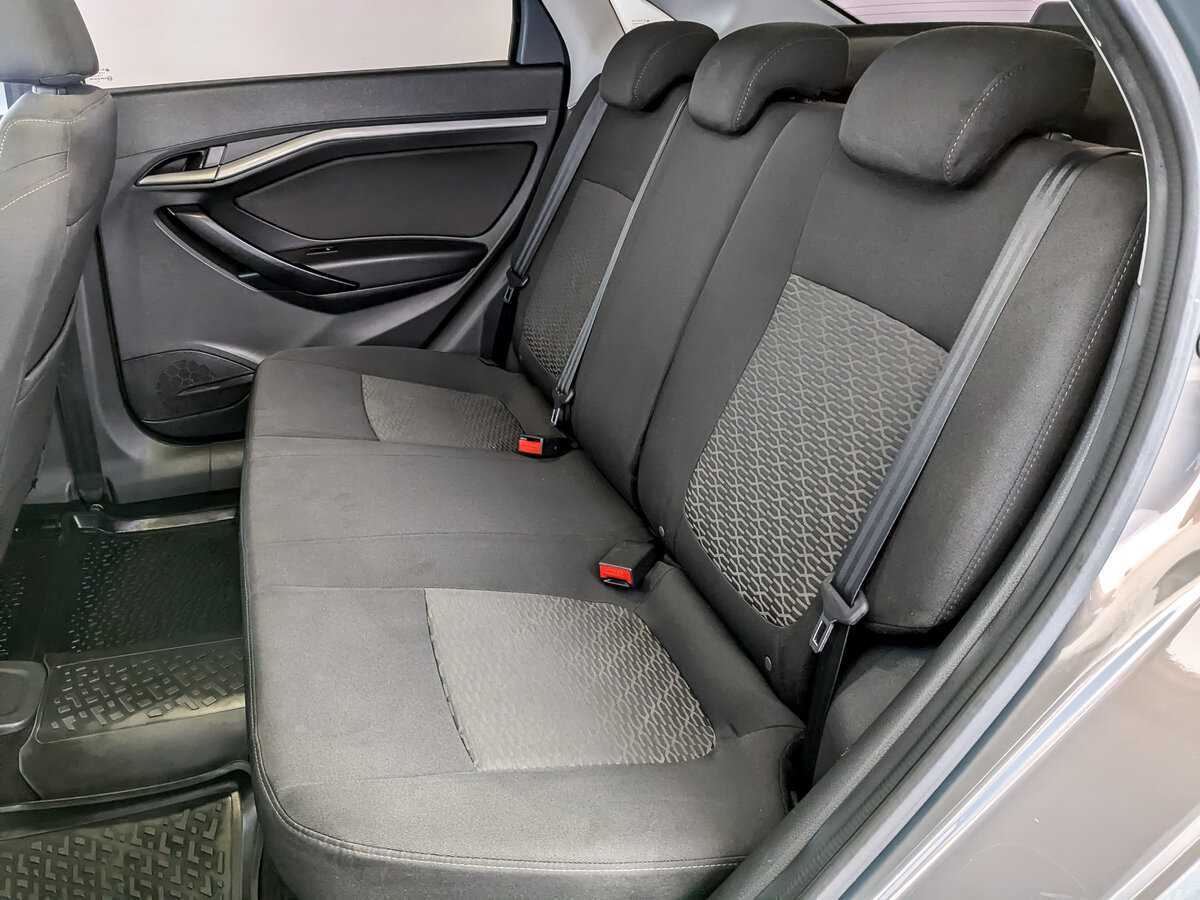 Купить Lada (ВАЗ) Vesta, 2017, 64 289 км, фото №12