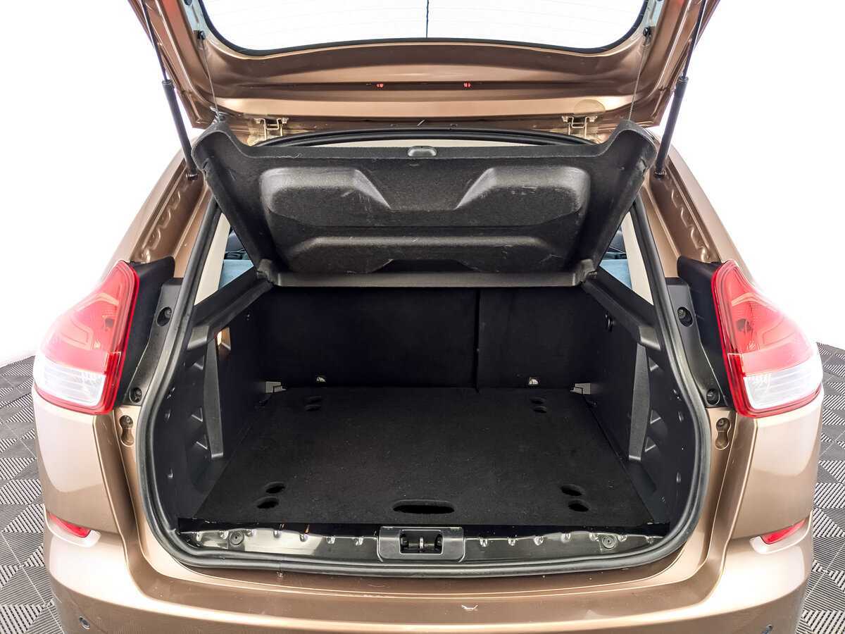 Купить Lada (ВАЗ) XRAY, 2017, 96 796 км, фото №10