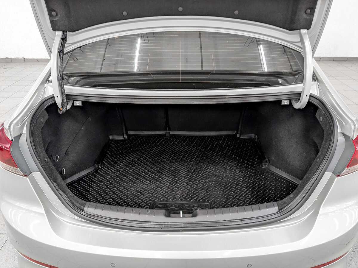 Купить Hyundai Elantra, 2017, 96 927 км, фото №10