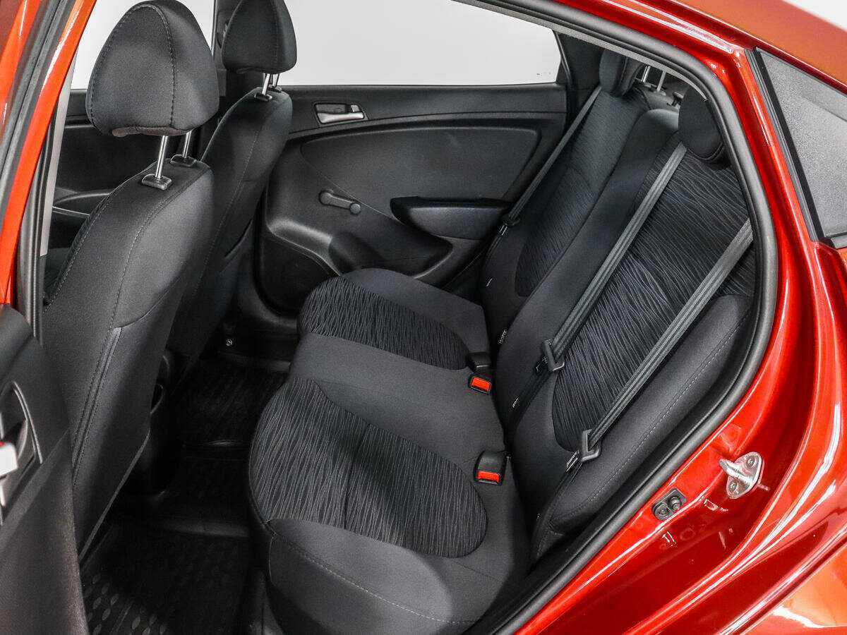 Купить Hyundai Solaris, 2016, 82 559 км, фото №10