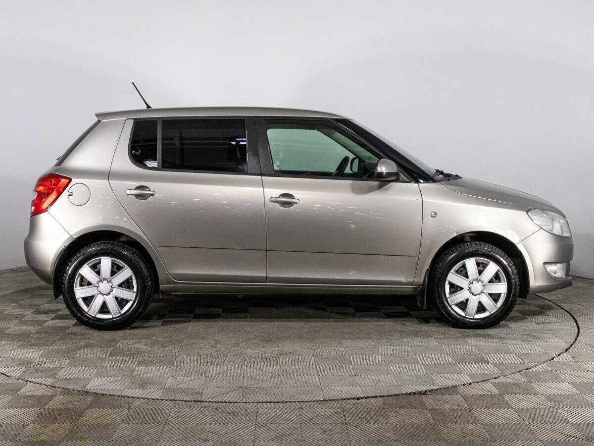 Купить Skoda Fabia, 2012, 184 196 км, фото №4