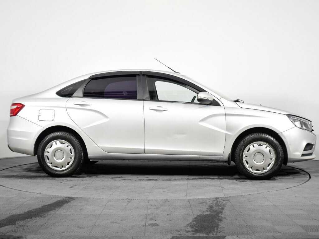 Купить Lada (ВАЗ) Vesta, 2017, 186 650 км, фото №4