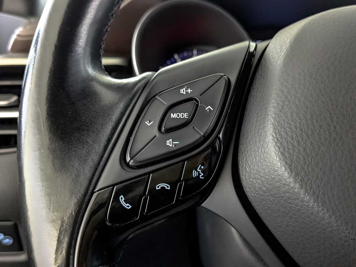 Купить Toyota C-HR, 2017, 78 089 км, фото №28