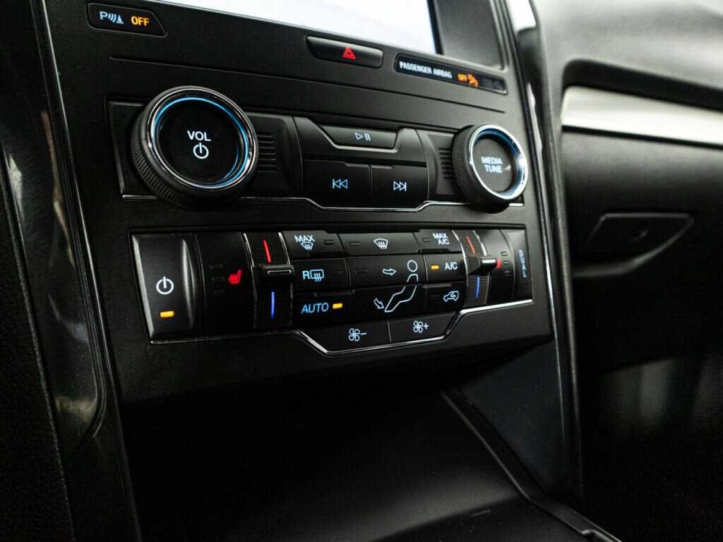 Купить Ford Explorer, 2019, 191 473 км, фото №14