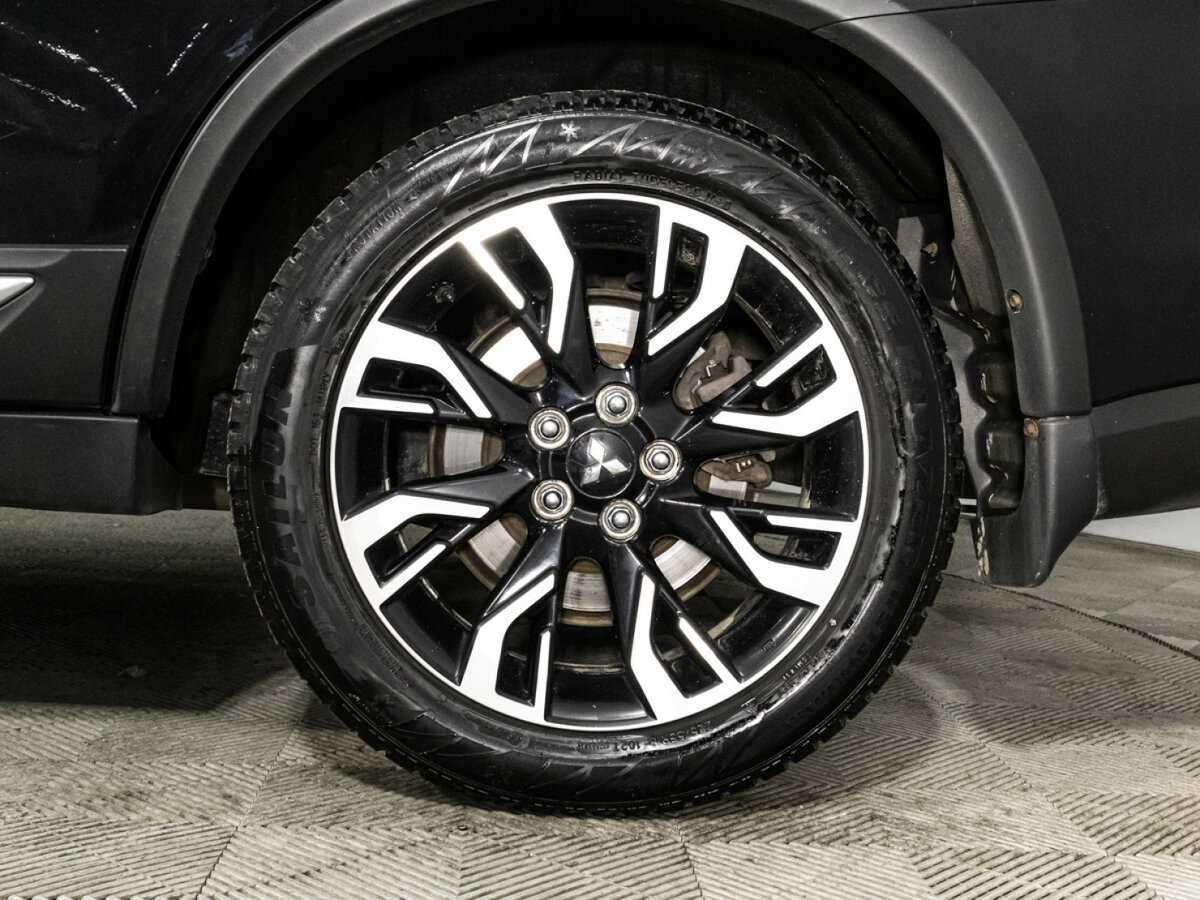 Купить Mitsubishi Outlander, 2021, 158 881 км, фото №18