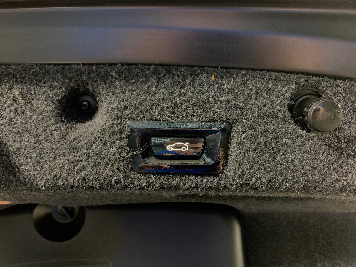 Купить BMW 5 серии 528i, 2012, 280 700 км, фото №21