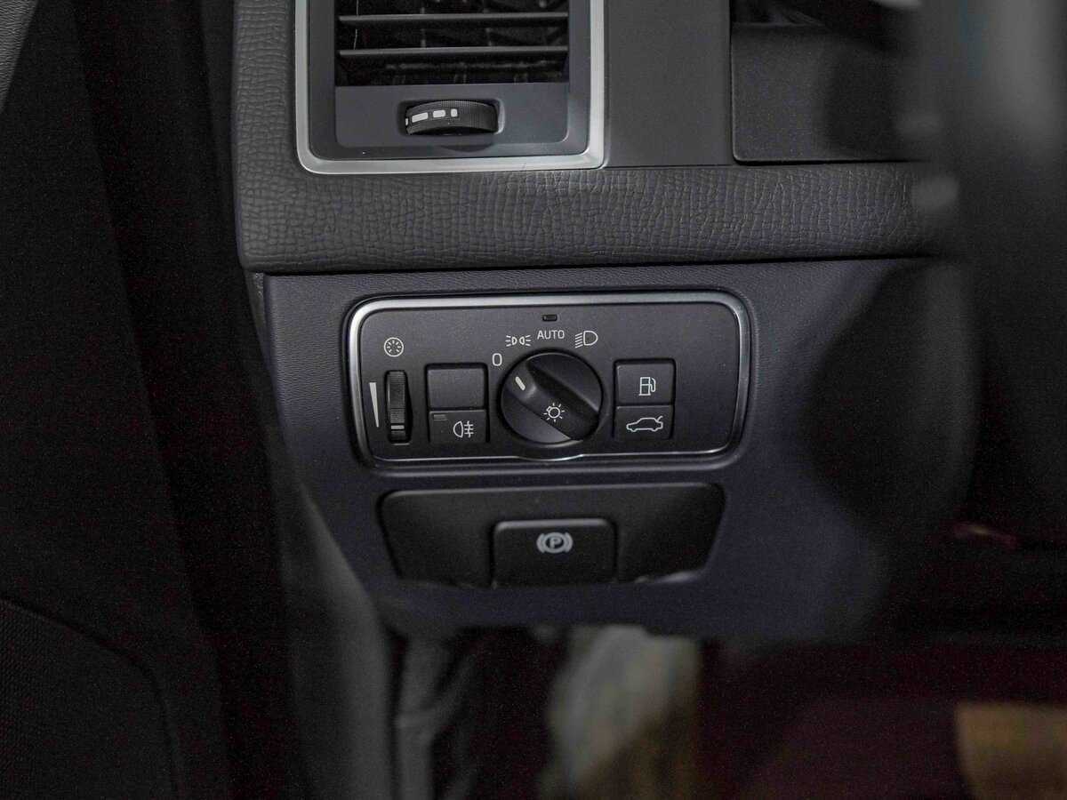 Купить Volvo XC60, 2015, 201 129 км, фото №13