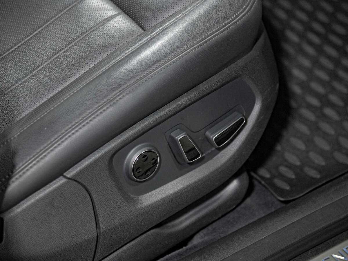 Купить Hyundai Genesis, 2014, 179 777 км, фото №23