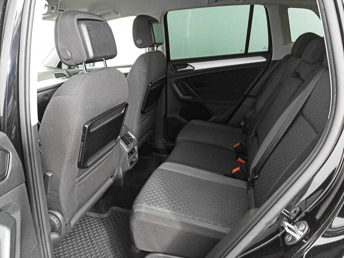 Купить Volkswagen Tiguan, 2017, 182 816 км, фото №12