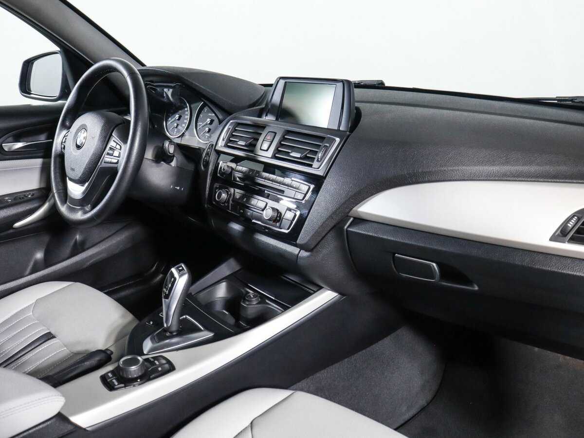 Купить BMW 1 серии 118i, 2017, 110 137 км, фото №4