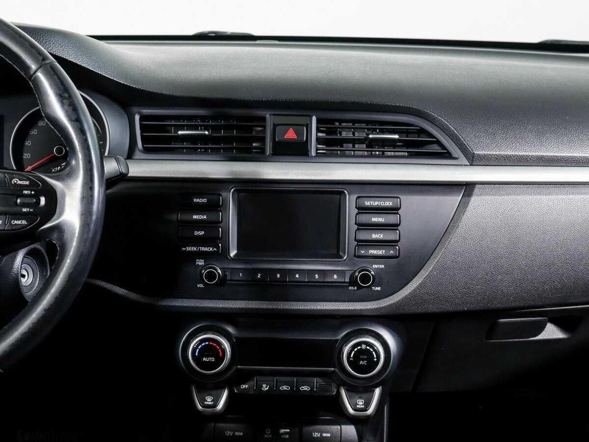 Купить Kia Rio X-Line, 2018, 177 806 км, фото №8