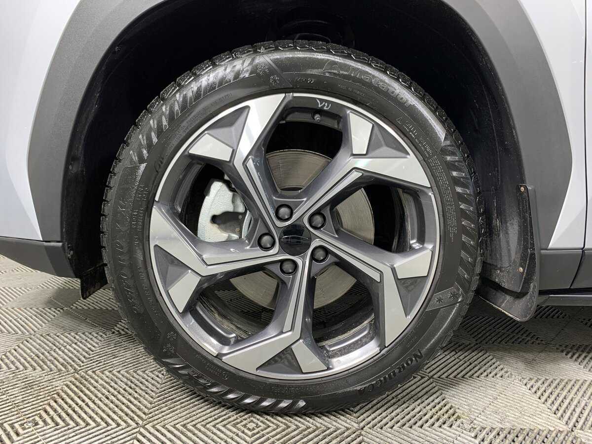 Купить Geely Atlas, 2023, 5 739 км, фото №9