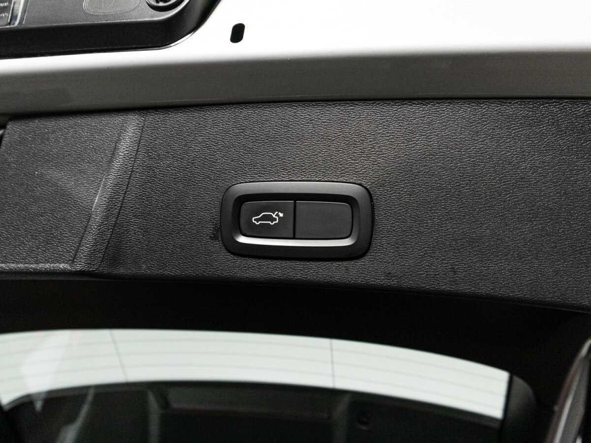 Купить Volvo XC40, 2019, 51 830 км, фото №16