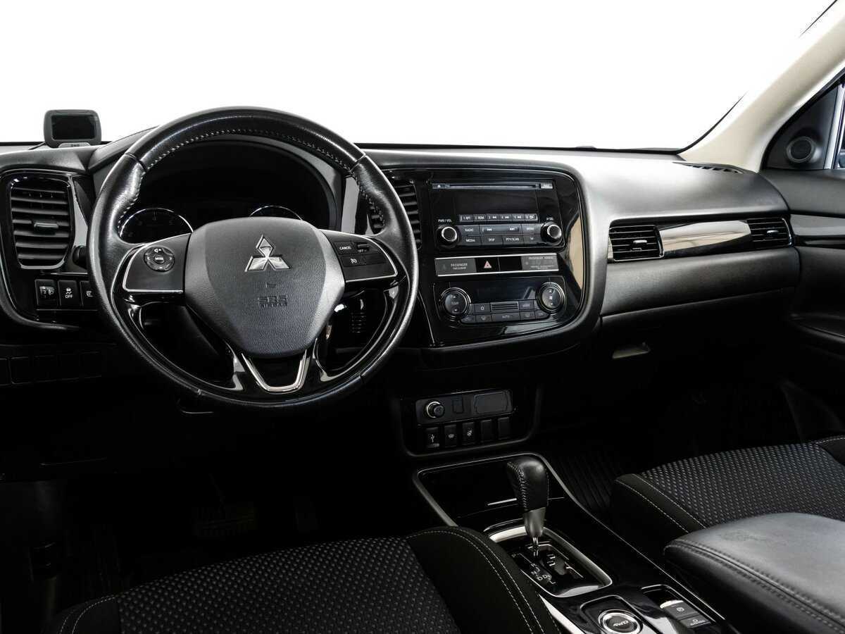 Купить Mitsubishi Outlander, 2018, 126 019 км, фото №9