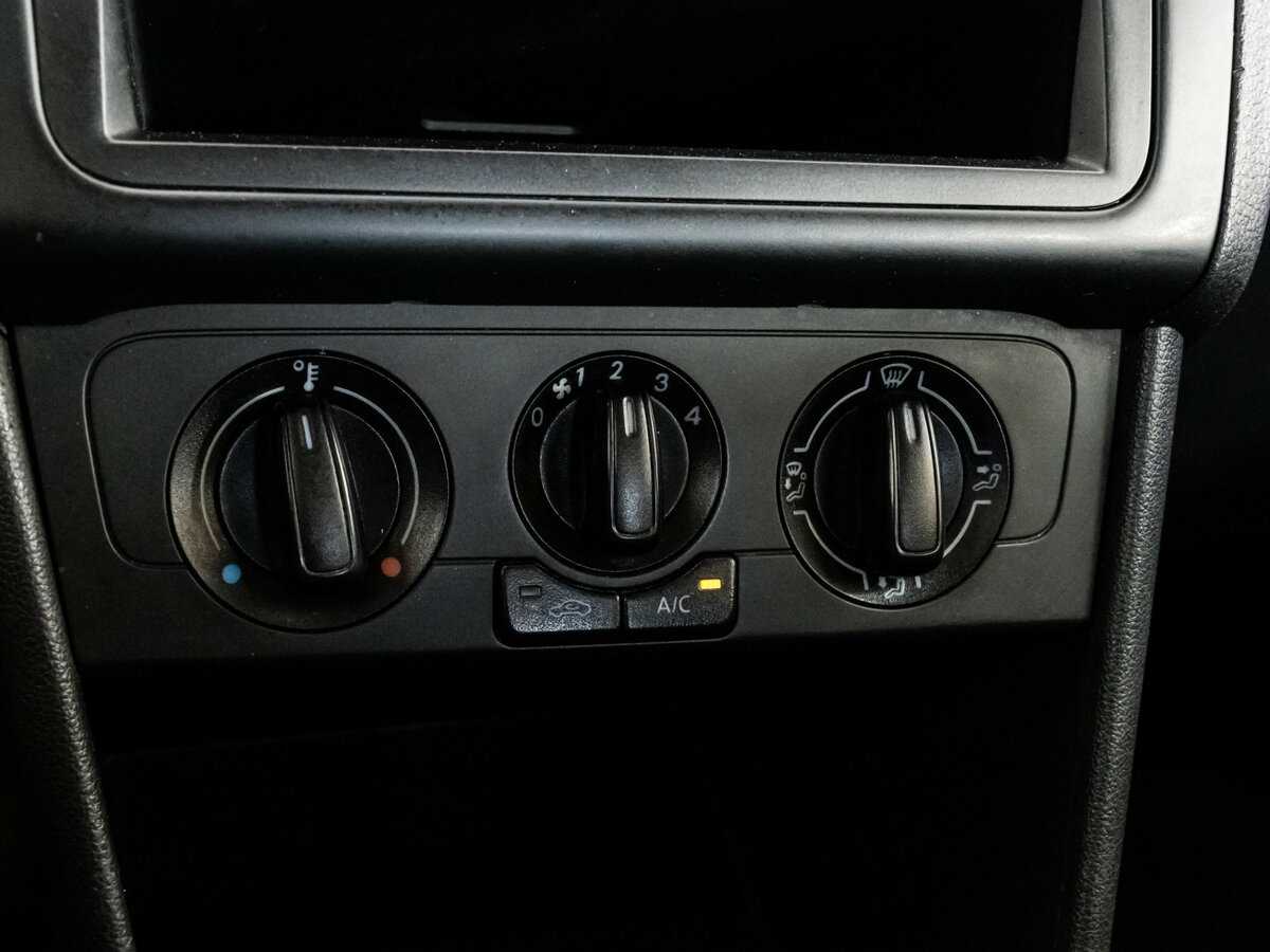 Купить Volkswagen Polo, 2017, 202 000 км, фото №11