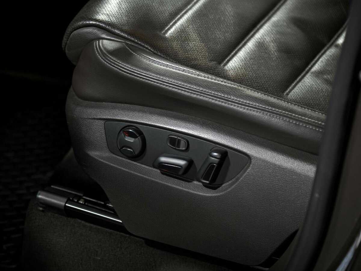 Купить Volkswagen Touareg, 2013, 127 425 км, фото №15