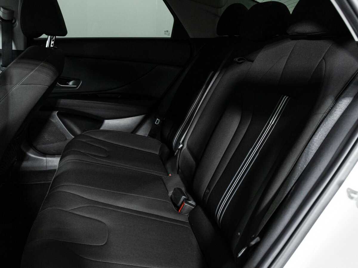 Купить Hyundai Elantra, 2021, 75 581 км, фото №10