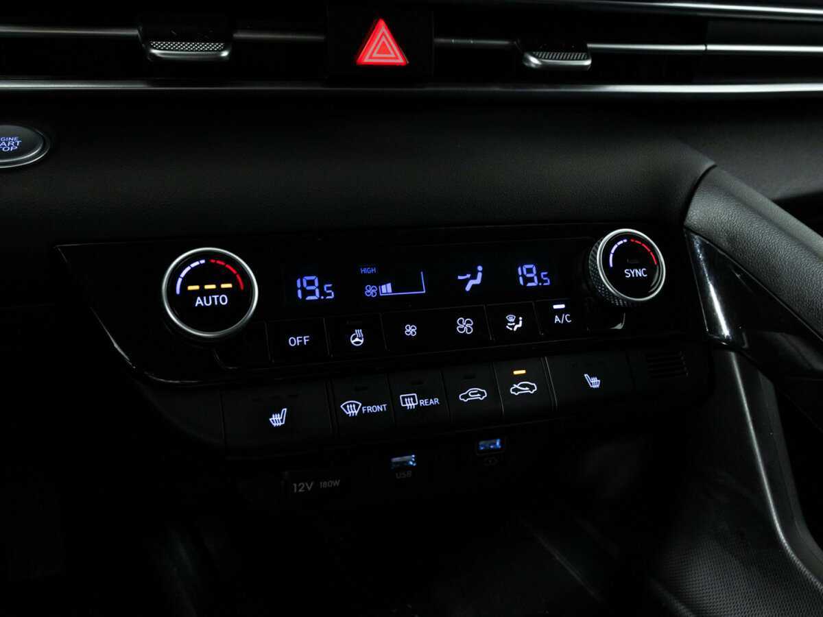 Купить Hyundai Elantra, 2021, 75 581 км, фото №17