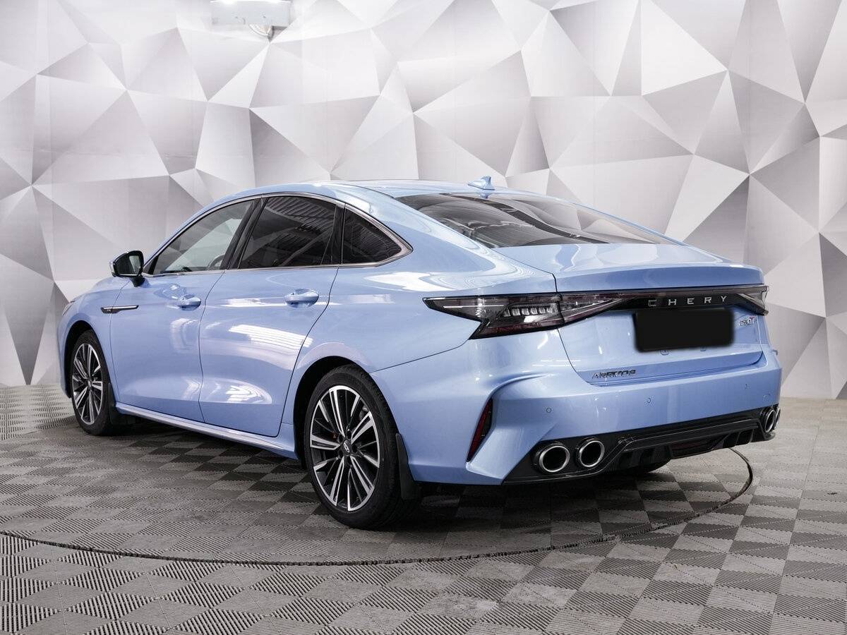 Chery Arrizo 8