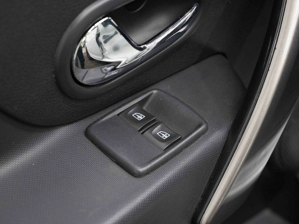 Купить Renault Sandero, 2016, 210 994 км, фото №18