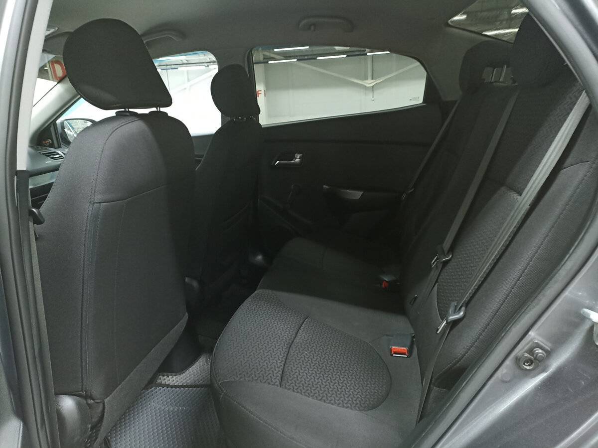 Купить Kia Rio, 2016, 123 590 км, фото №11