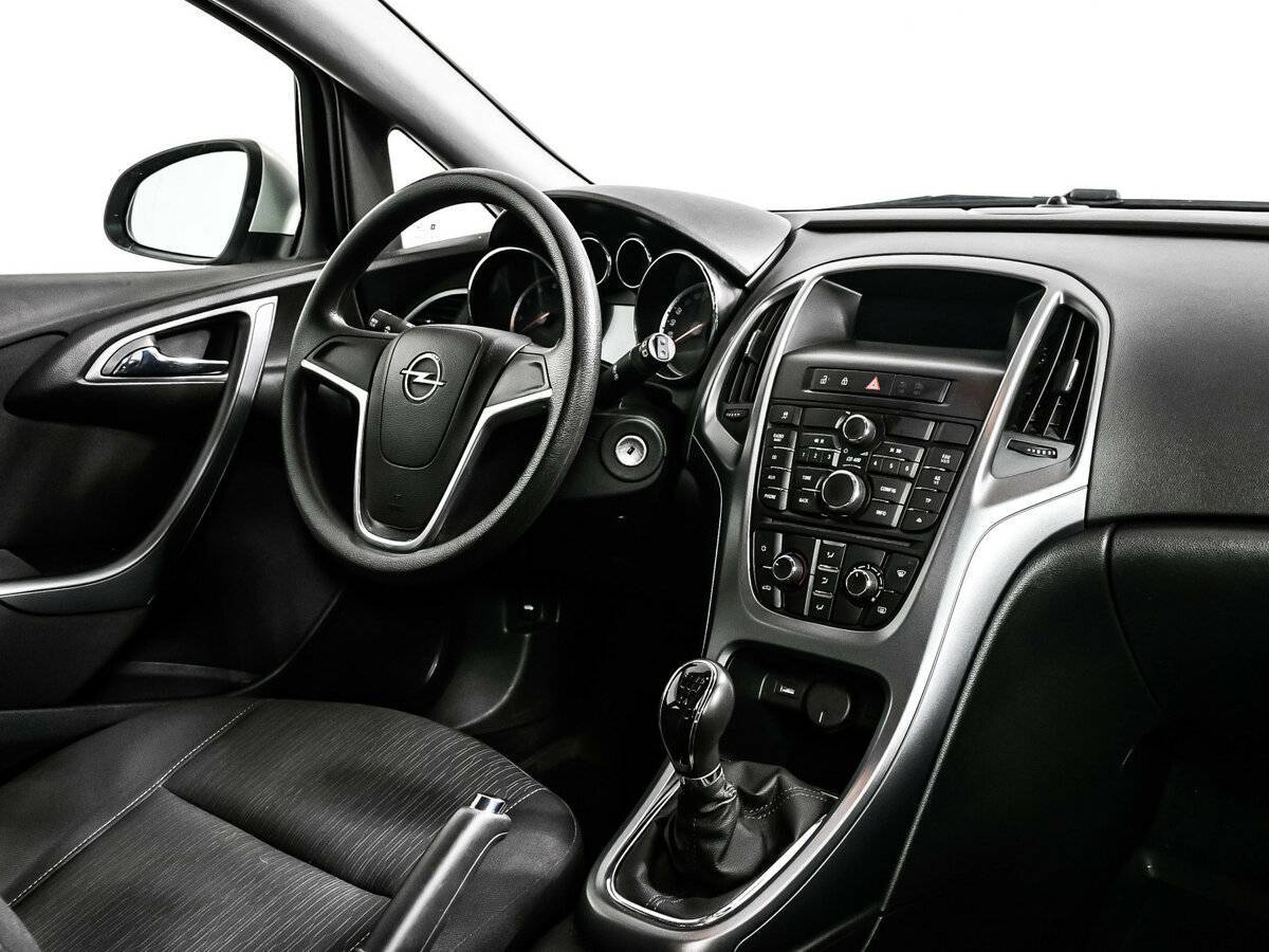 Купить Opel Astra, 2013, 115 173 км, фото №9