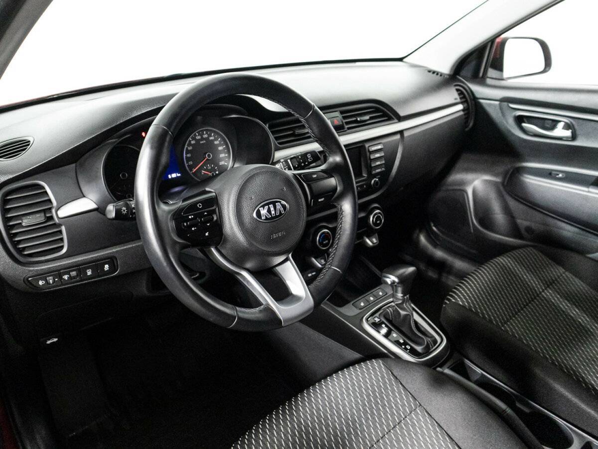 Купить Kia Rio X-Line, 2018, 61 801 км, фото №11