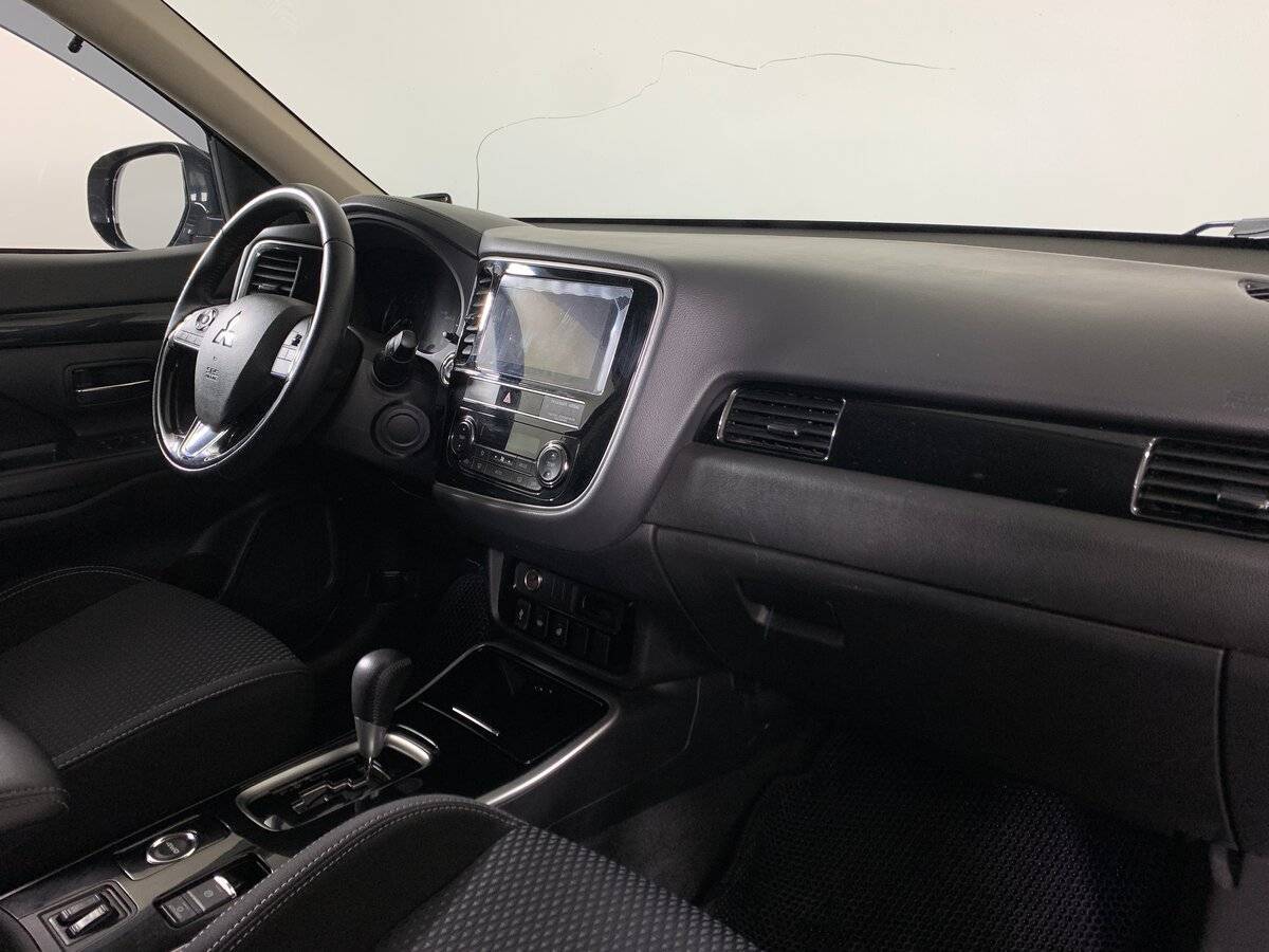Купить Mitsubishi Outlander, 2019, 126 860 км, фото №13