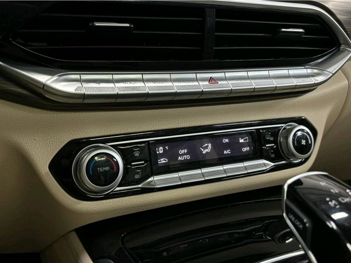 Купить FAW Bestune T77, 2023, 16 856 км, фото №15