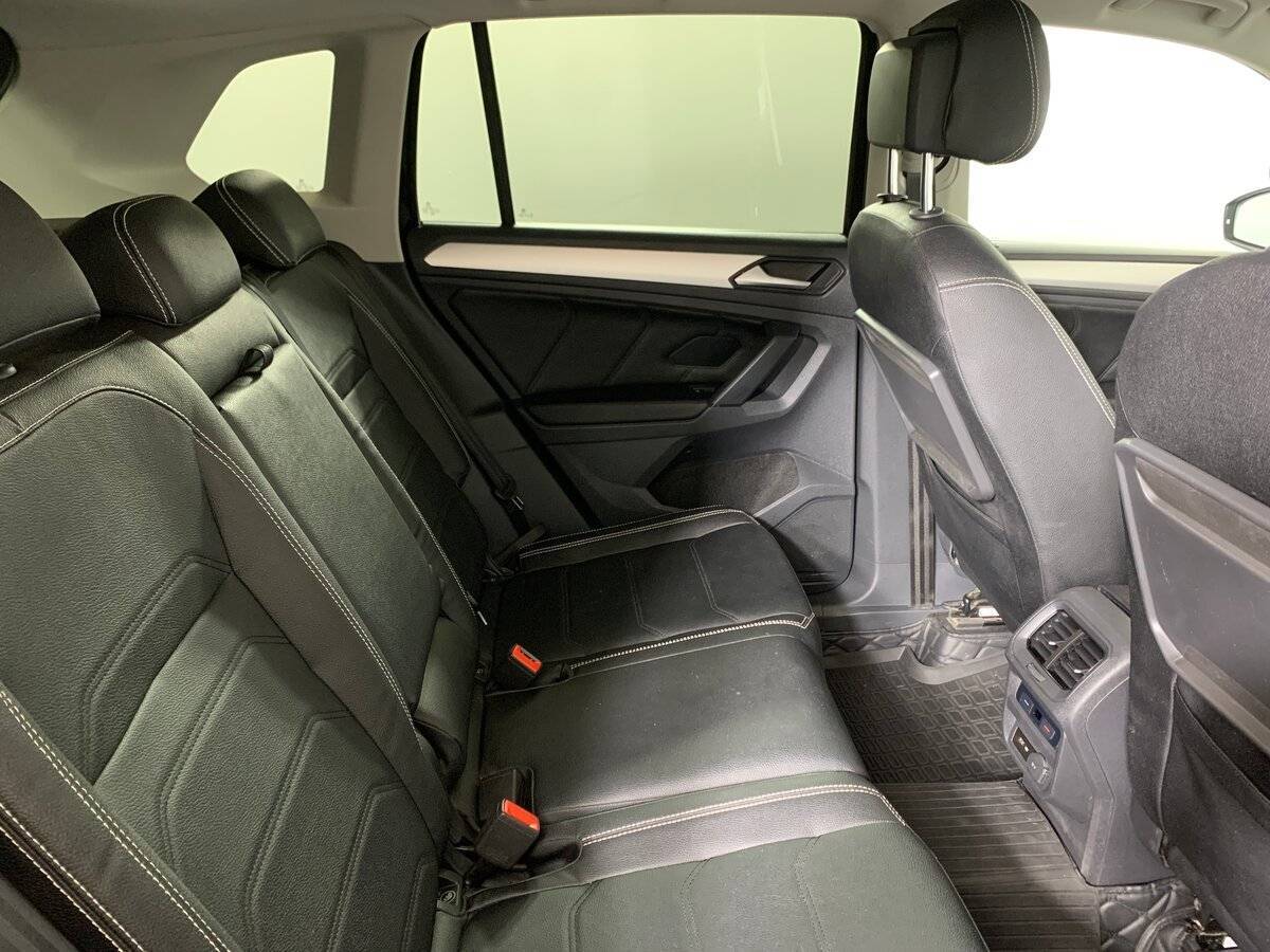 Купить Volkswagen Tiguan, 2019, 166 707 км, фото №17