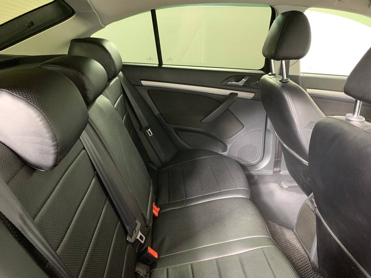 Купить Skoda Octavia, 2012, 250 000 км, фото №17