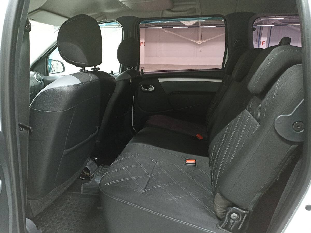 Купить Lada (ВАЗ) Largus Cross, 2017, 200 985 км, фото №12