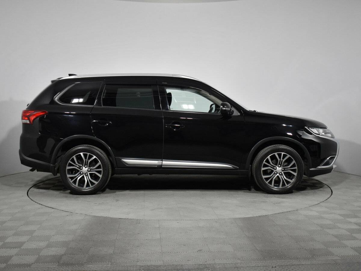Купить Mitsubishi Outlander, 2018, 80 245 км, фото №4