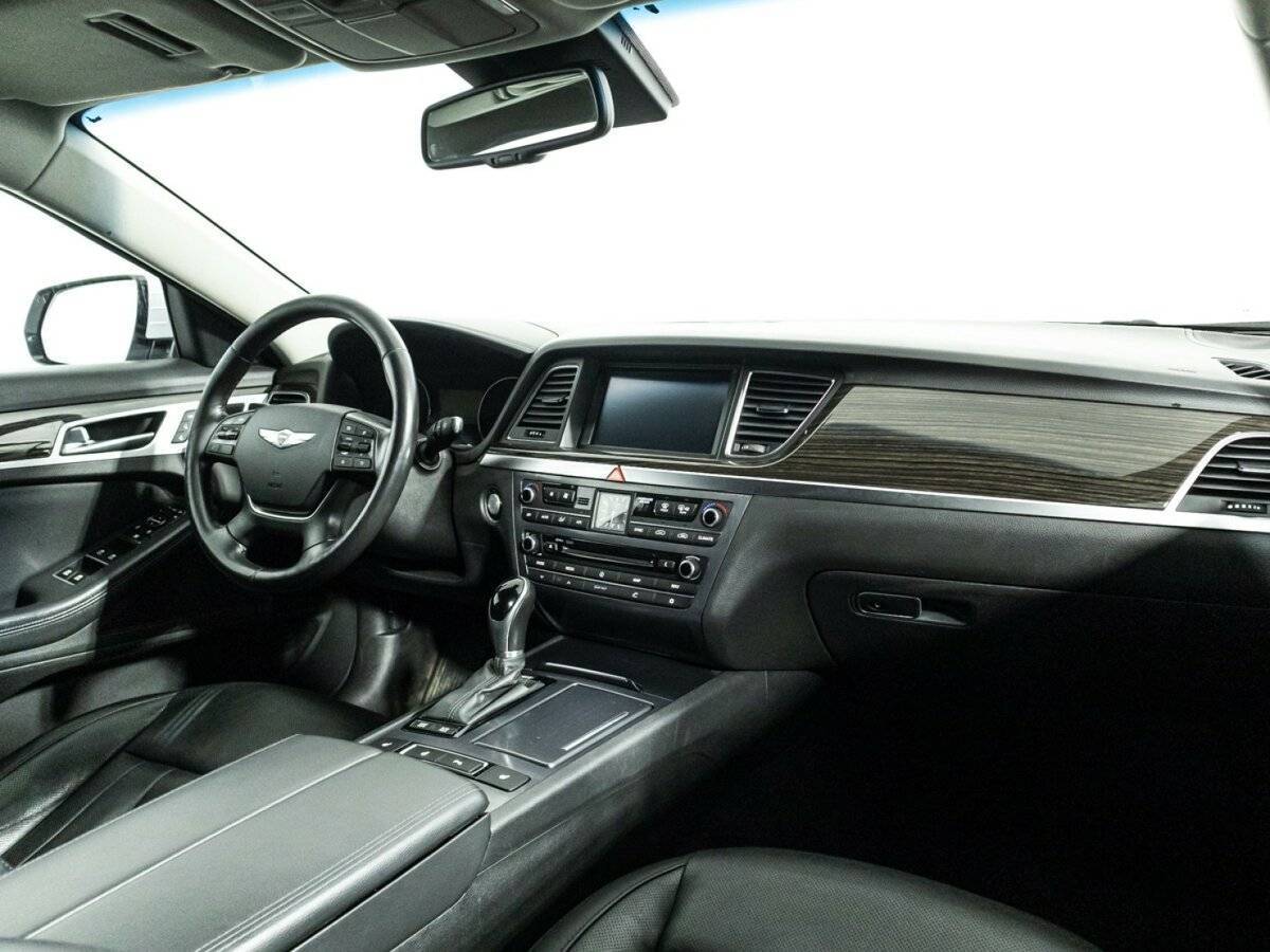 Купить Hyundai Genesis, 2015, 226 614 км, фото №9