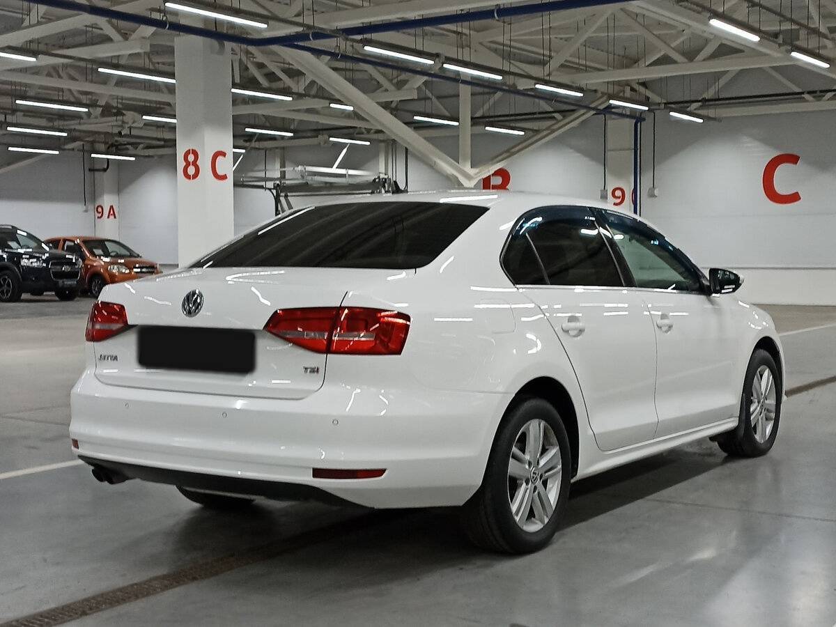 Купить Volkswagen Jetta, 2015, 186 201 км, фото №5