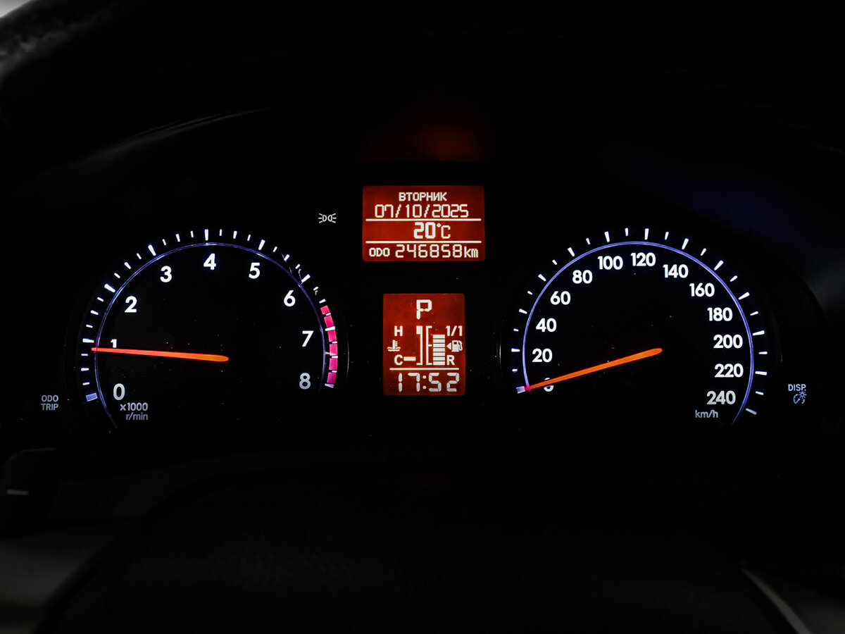 Купить Toyota Avensis III Рестайлинг, 2012, 246 856 км, фото №8