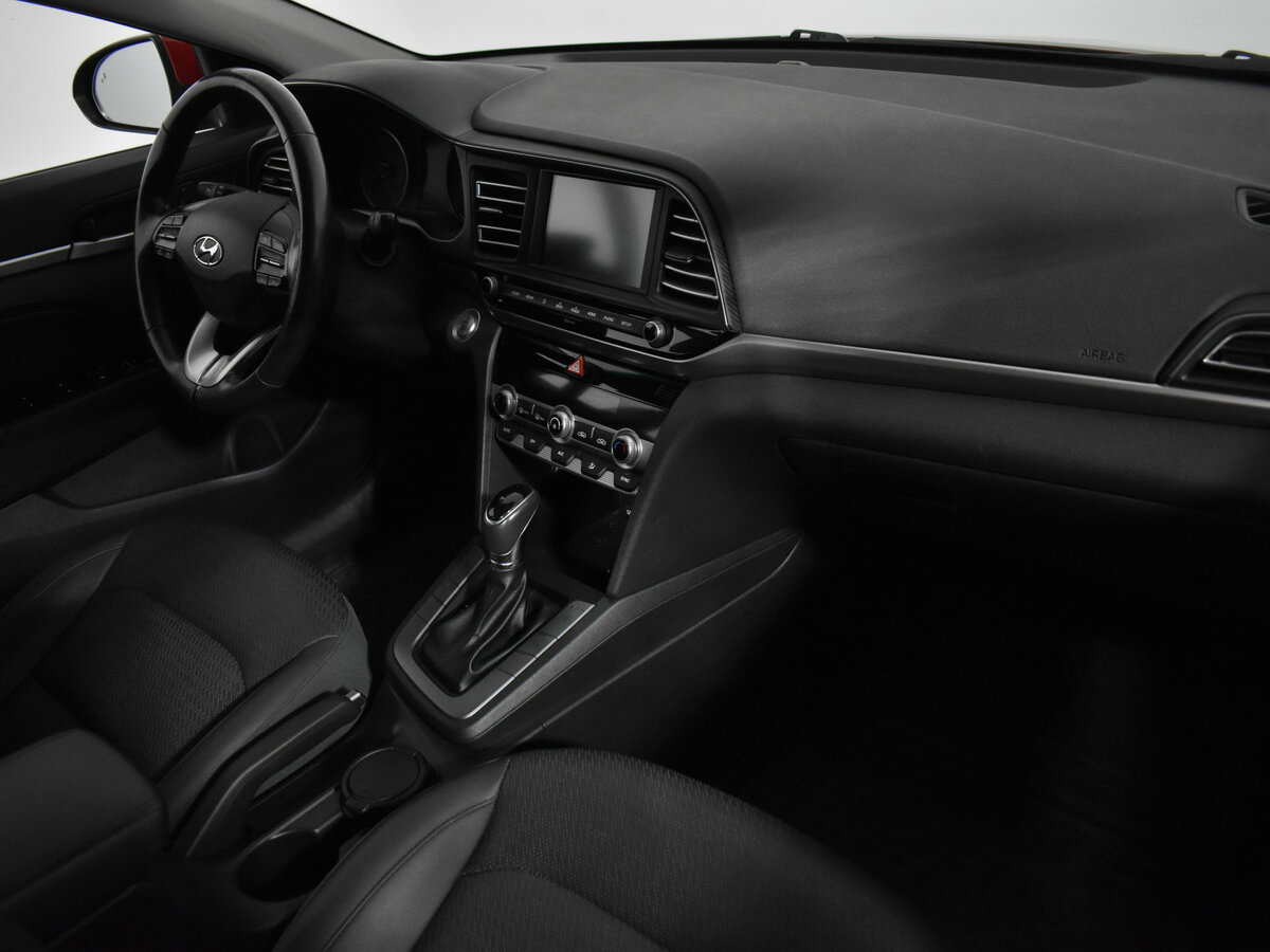 Купить Hyundai Elantra VI (AD) Рестайлинг, 2019, 67 300 км, фото №9