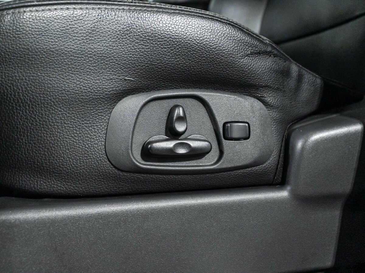 Купить Mitsubishi Pajero IV Рестайлинг 2, 2015, 107 291 км, фото №13