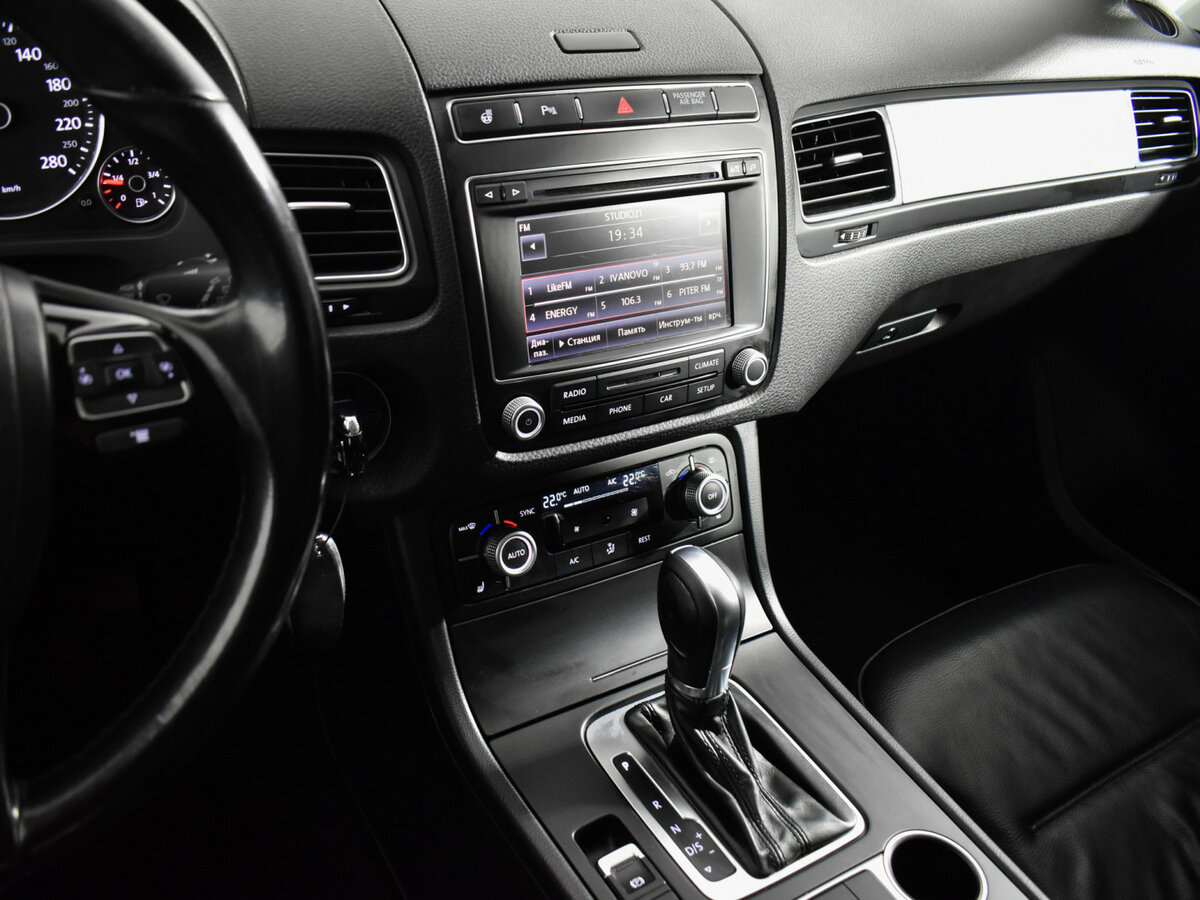 Купить Volkswagen Touareg II Рестайлинг, 2015, 217 188 км, фото №17