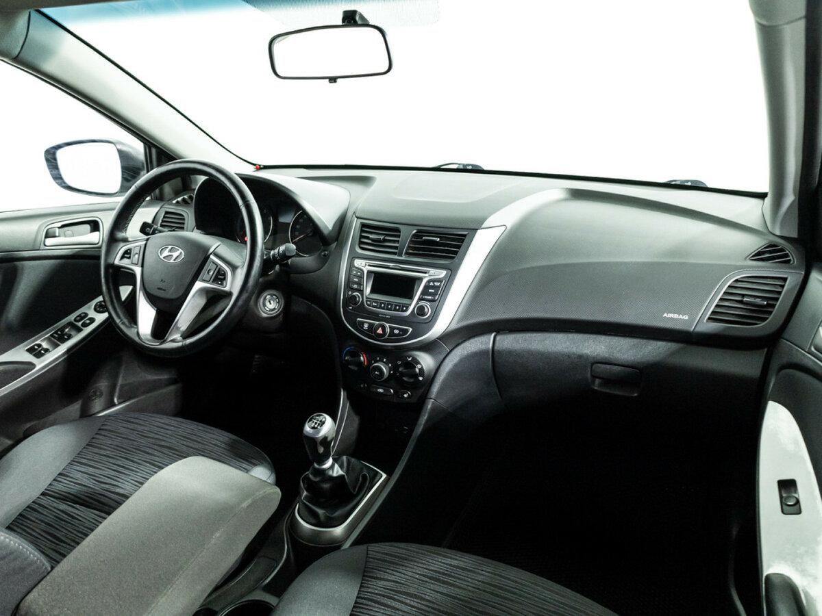 Купить Hyundai Solaris I Рестайлинг, 2015, 105 995 км, фото №9